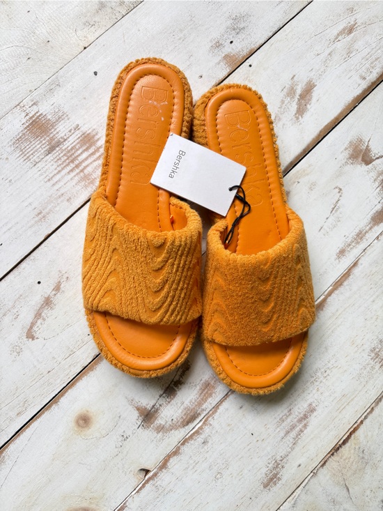 Bershka Shoes - BERKSHA terrycloth pool slides mule sandals orange summer Resortwear sz 7.5 NWT